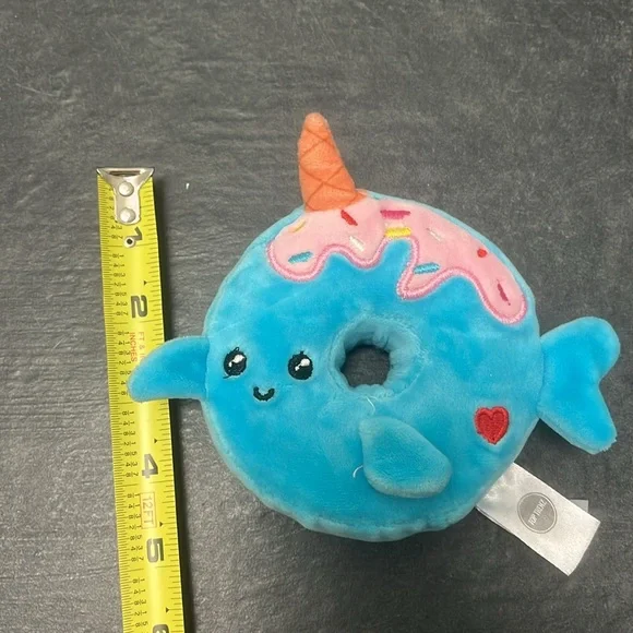 Top Trenz PLUSH SCENTED SLOW RISE DONUT SHOP narwhal - Picture 6 of 6